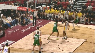 开云体育下载-三分15中0！布朗尼再遭狂嘲：要是小崔有他的时间？